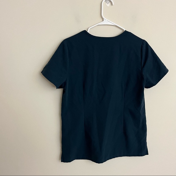 Figs Scrub Top - Picture 8 of 8